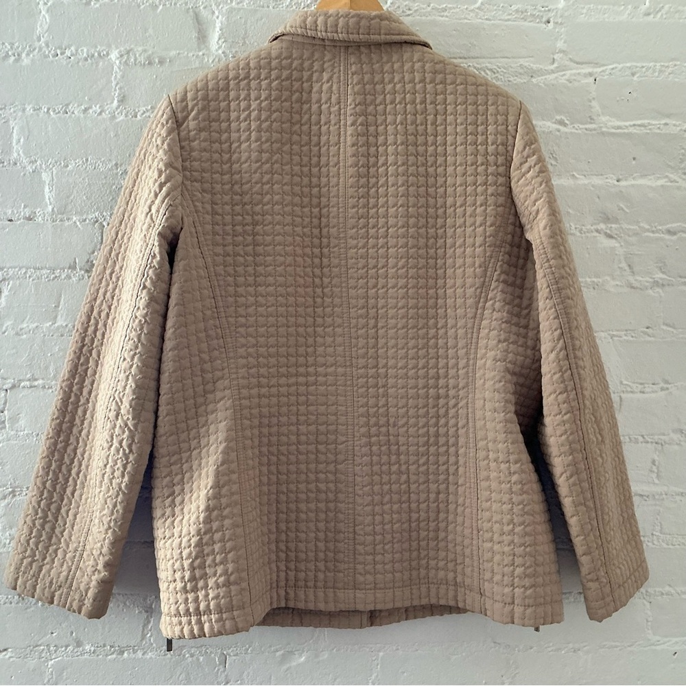 Womens Quilted Jacket Beige Tan Snap Front Classic Versatile Minimalist Size L - Picture 7 of 16